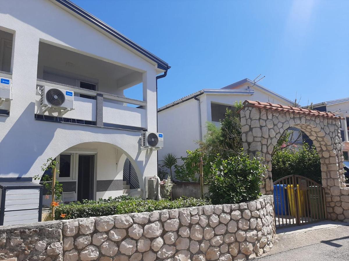 H&F Apartmani Вир Екстер'єр фото